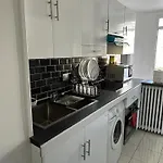 Maison Proche Paris Metro 13 Appartement *