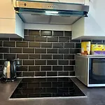 Maison Proche Paris Metro 13 Appartement