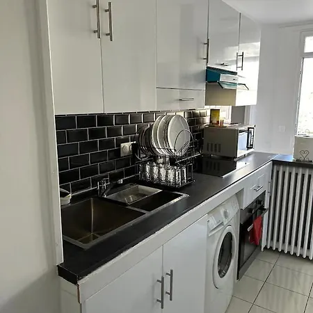 Maison Proche Paris Metro 13 Appartement *